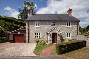 Front Aspect (1)- click for photo gallery